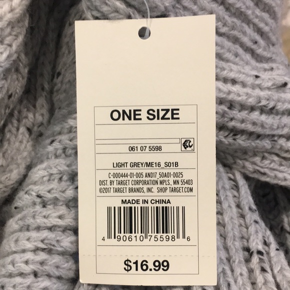 Light grey infinity scarf - Picture 3 of 3